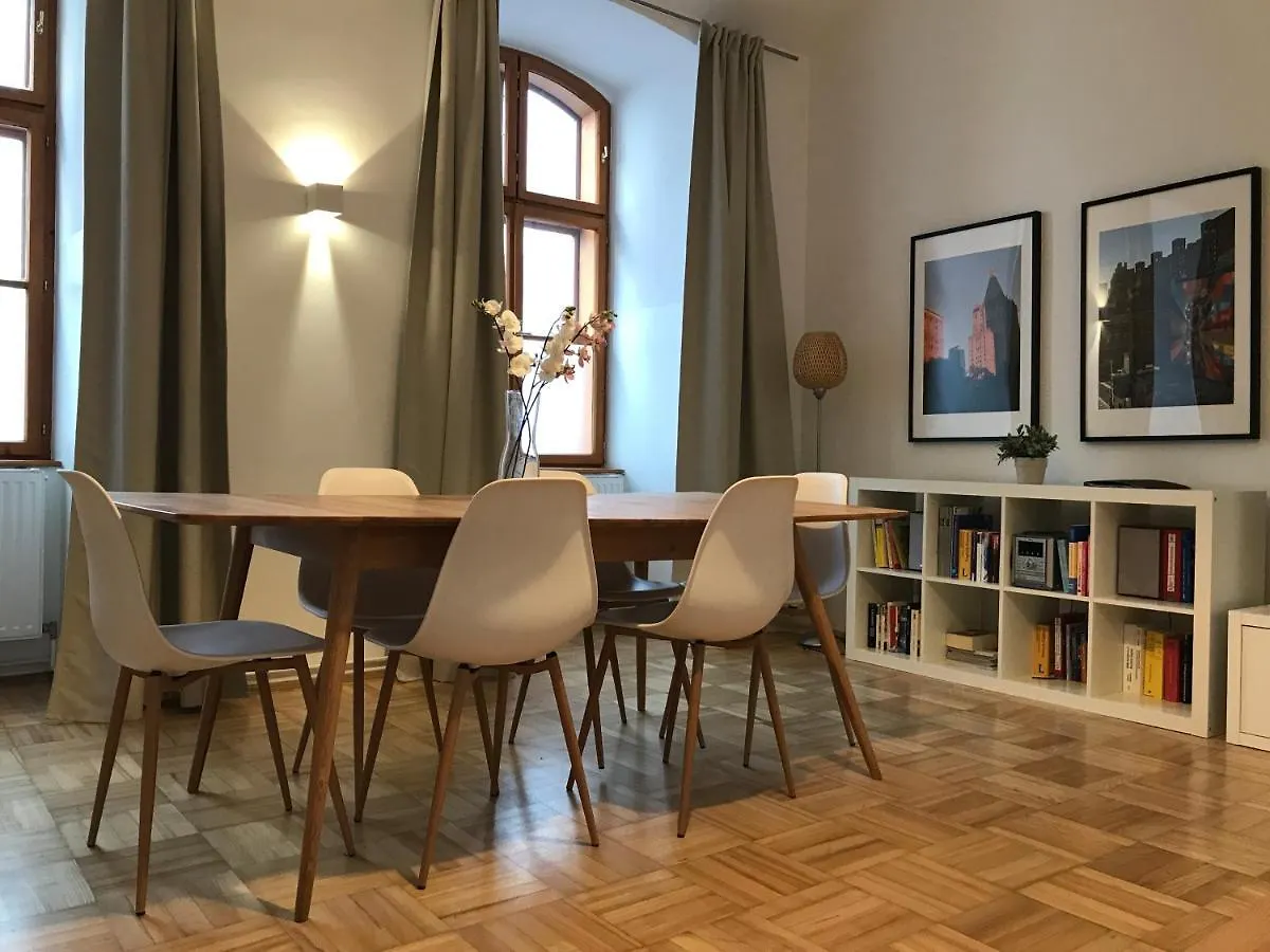 Apartments Near Rathaus Viena Austria